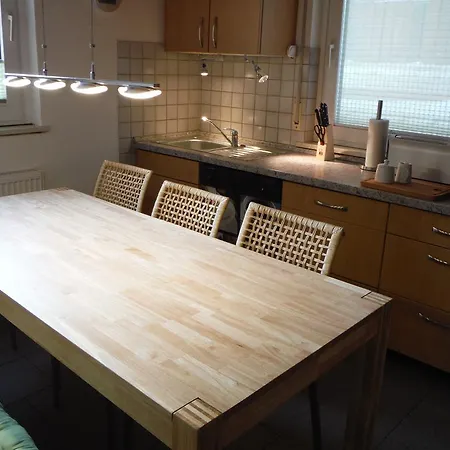 Daire Ferienwohnung Am Uhlandsgarten Albstadt
